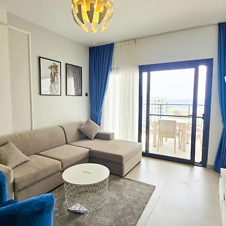 With Seaview In Caesar Blue Resort, Including Lunch Till 4 Pm, Gym With Sauna And Heated Swimming Pool Apartman Gasztriá