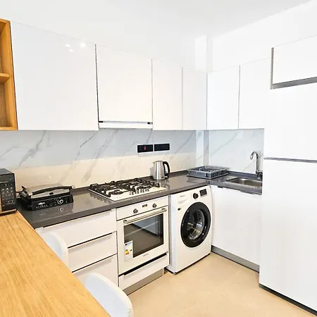 Apartman With Seaview In Caesar Blue Resort, Including Lunch Till 4 Pm, Gym With Sauna And Heated Swimming Pool Gasztriá